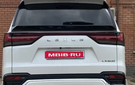 Lexus LX, 2022 год, 15 500 000 рублей, 3 фотография