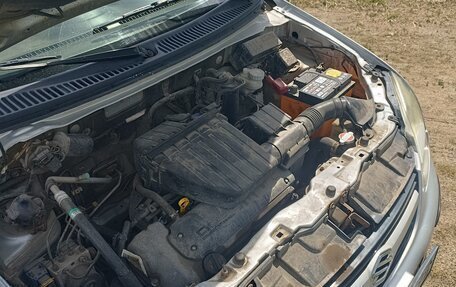Suzuki Ignis II (HR), 2004 год, 300 000 рублей, 11 фотография