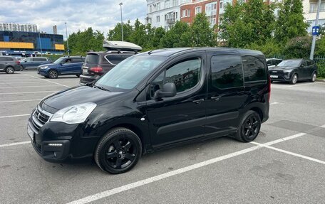 Peugeot Partner II рестайлинг 2, 2021 год, 1 800 000 рублей, 2 фотография