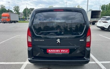 Peugeot Partner II рестайлинг 2, 2021 год, 1 800 000 рублей, 4 фотография