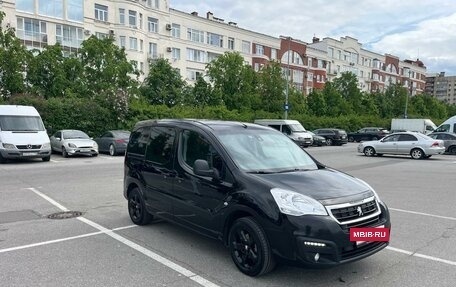Peugeot Partner II рестайлинг 2, 2021 год, 1 800 000 рублей, 6 фотография
