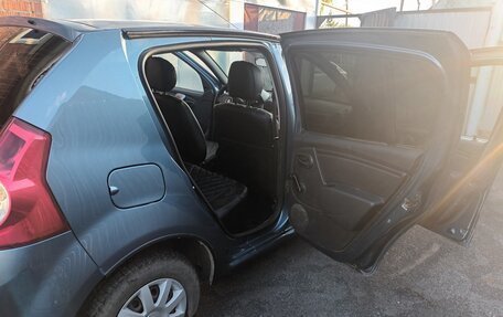 Renault Sandero I, 2013 год, 520 000 рублей, 8 фотография