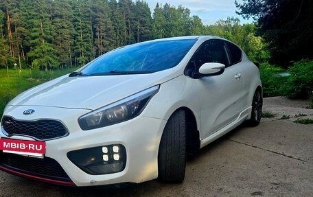 KIA cee'd GT II, 2015 год, 1 180 000 рублей, 8 фотография