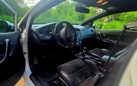 KIA cee'd GT II, 2015 год, 1 180 000 рублей, 9 фотография