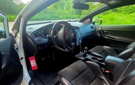 KIA cee'd GT II, 2015 год, 1 180 000 рублей, 10 фотография