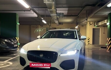 Jaguar XF II, 2021 год, 4 300 000 рублей, 2 фотография