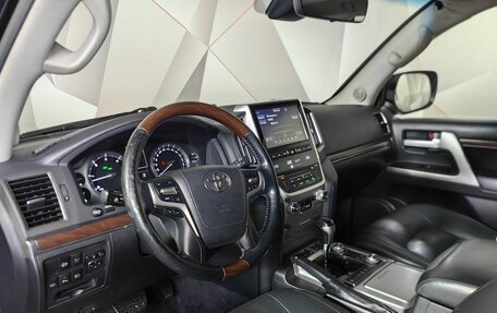 Toyota Land Cruiser 200, 2016 год, 5 150 000 рублей, 19 фотография