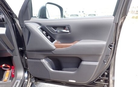 Toyota Land Cruiser, 2025 год, 14 800 000 рублей, 9 фотография