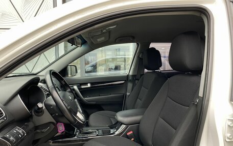 KIA Sorento II рестайлинг, 2018 год, 2 099 000 рублей, 19 фотография