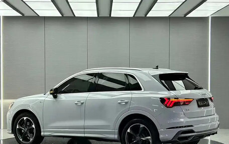 Audi Q3, 2022 год, 2 100 000 рублей, 3 фотография