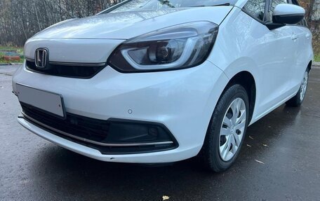 Honda Fit, 2022 год, 1 100 000 рублей, 4 фотография