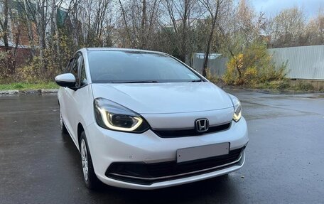 Honda Fit, 2022 год, 1 100 000 рублей, 2 фотография