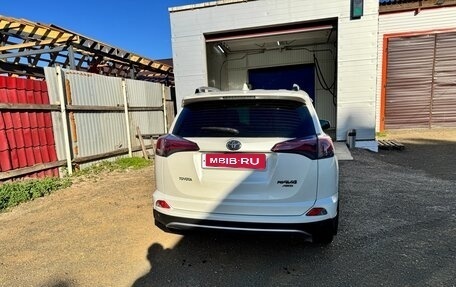 Toyota RAV4, 2016 год, 2 450 000 рублей, 3 фотография