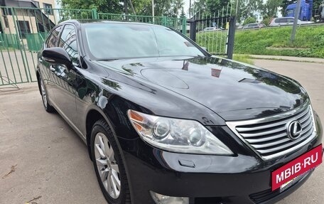 Lexus LS IV, 2011 год, 2 200 000 рублей, 5 фотография