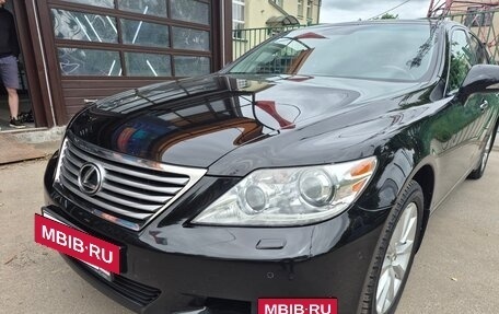 Lexus LS IV, 2011 год, 2 200 000 рублей, 4 фотография