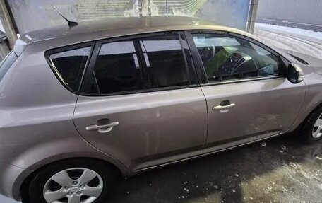 KIA cee'd I рестайлинг, 2011 год, 640 000 рублей, 3 фотография