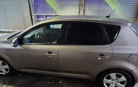 KIA cee'd I рестайлинг, 2011 год, 640 000 рублей, 2 фотография