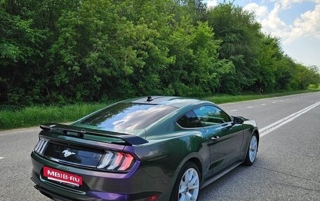 Ford Mustang VI рестайлинг, 2023 год, 4 350 000 рублей, 8 фотография