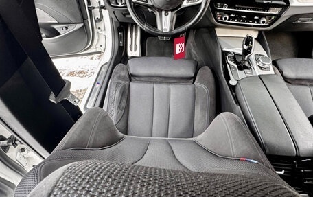 BMW 5 серия, 2017 год, 2 750 000 рублей, 18 фотография