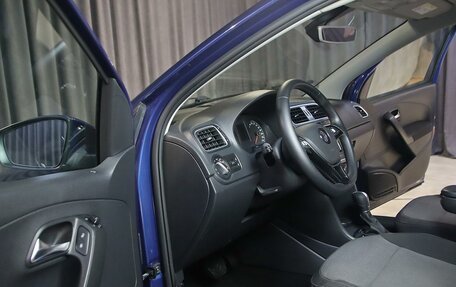 Volkswagen Polo VI (EU Market), 2018 год, 1 199 000 рублей, 7 фотография