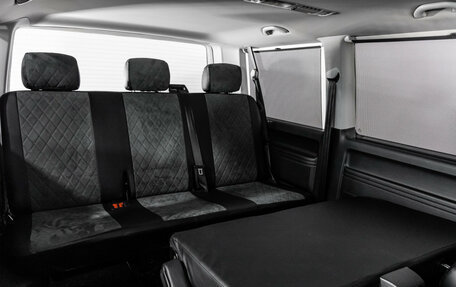 Volkswagen Caravelle T6 рестайлинг, 2016 год, 3 099 000 рублей, 19 фотография