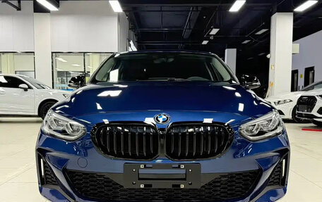 BMW 1 серия, 2021 год, 1 725 000 рублей, 3 фотография
