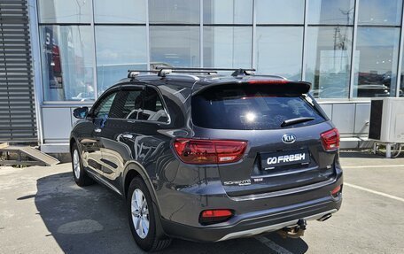KIA Sorento III Prime рестайлинг, 2018 год, 3 150 000 рублей, 2 фотография