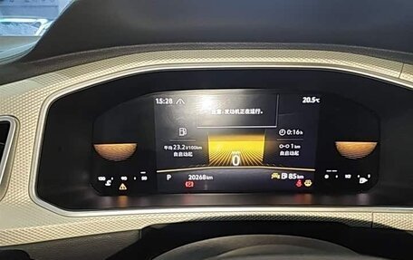Volkswagen T-Roc I, 2023 год, 1 490 333 рублей, 10 фотография