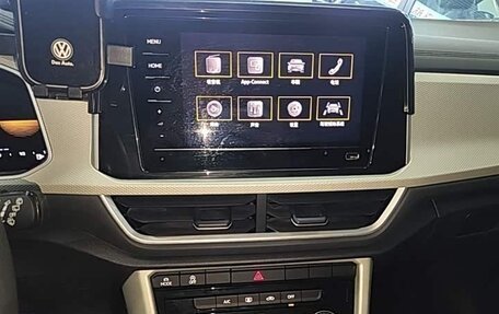 Volkswagen T-Roc I, 2023 год, 1 490 333 рублей, 22 фотография