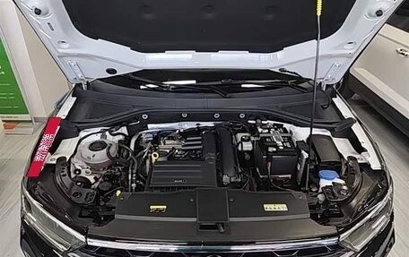 Volkswagen T-Roc I, 2023 год, 1 490 333 рублей, 17 фотография