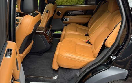 Land Rover Range Rover IV рестайлинг, 2020 год, 9 600 000 рублей, 9 фотография