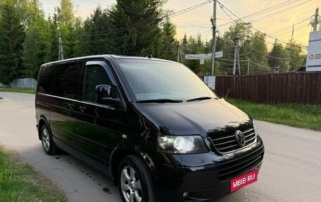 Volkswagen Multivan T5, 2008 год, 2 550 000 рублей, 1 фотография