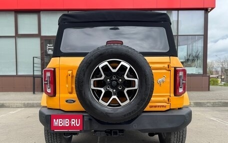Ford Bronco, 2021 год, 6 990 000 рублей, 4 фотография