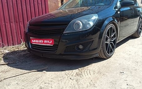Opel Astra H, 2007 год, 400 000 рублей, 1 фотография