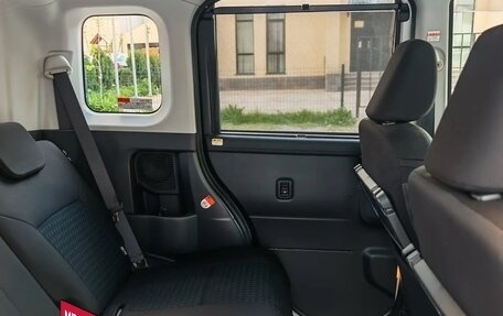 Toyota Roomy I, 2021 год, 1 200 000 рублей, 9 фотография
