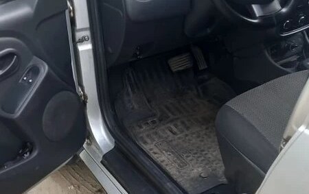 Renault Duster I рестайлинг, 2013 год, 870 000 рублей, 8 фотография