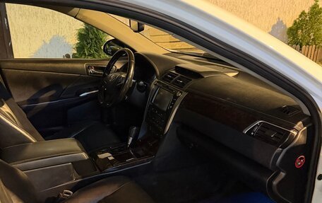 Toyota Camry, 2014 год, 1 450 000 рублей, 6 фотография