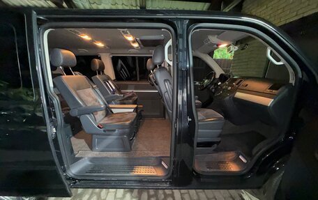 Volkswagen Multivan T5, 2008 год, 2 550 000 рублей, 13 фотография