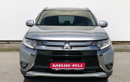 Mitsubishi Outlander III рестайлинг 3, 2016 год, 1 975 000 рублей, 7 фотография