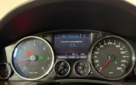 Volkswagen Touareg III, 2007 год, 730 000 рублей, 13 фотография
