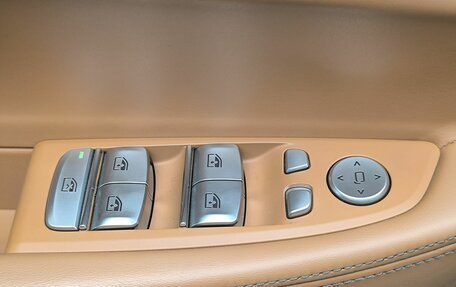 BMW 7 серия, 2019 год, 6 540 000 рублей, 20 фотография