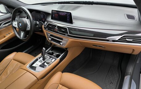 BMW 7 серия, 2019 год, 6 540 000 рублей, 24 фотография