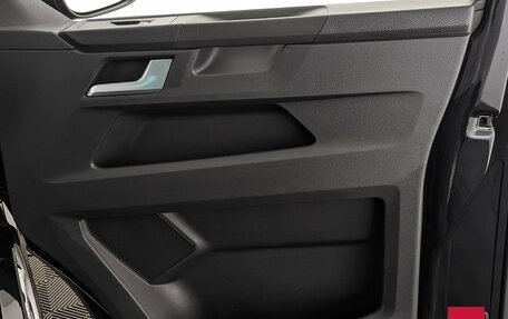 Volkswagen Multivan T6 рестайлинг, 2021 год, 6 150 000 рублей, 24 фотография