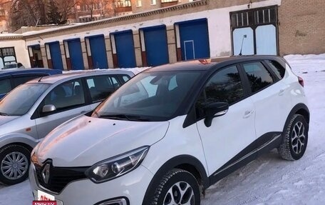 Renault Kaptur I рестайлинг, 2018 год, 1 350 000 рублей, 4 фотография