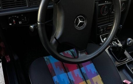 Mercedes-Benz 190 (W201), 1992 год, 1 300 000 рублей, 7 фотография