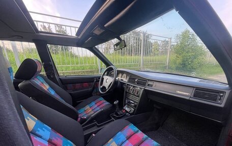 Mercedes-Benz 190 (W201), 1992 год, 1 300 000 рублей, 8 фотография