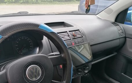 Volkswagen Polo IV рестайлинг, 2006 год, 350 000 рублей, 4 фотография