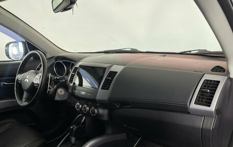 Mitsubishi Outlander III рестайлинг 3, 2012 год, 1 152 000 рублей, 11 фотография