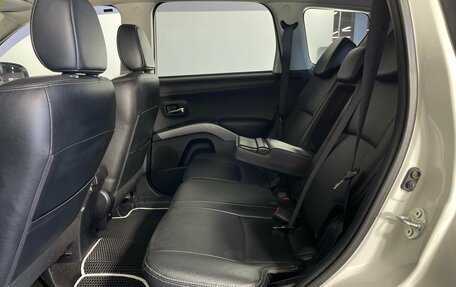 Mitsubishi Outlander III рестайлинг 3, 2012 год, 1 152 000 рублей, 23 фотография