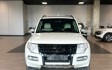 Mitsubishi Pajero IV, 2017 год, 3 900 000 рублей, 2 фотография